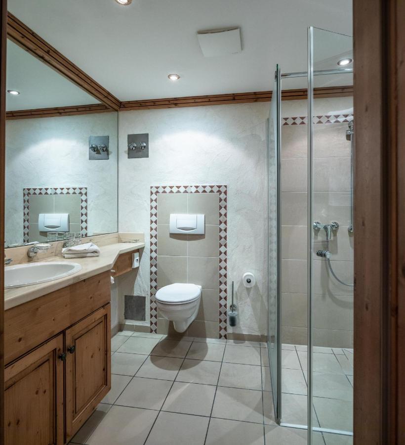 Vital Resort Muehl Bad Lauterberg Exterior foto A shower cubicle